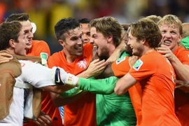 Canh bạc Tim Krul và chất thiên tài của “Vua Midas” Van Gaal