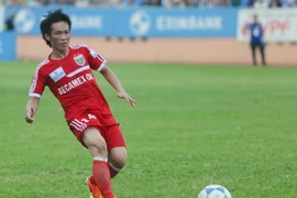 Chiếm ngôi đầu bảng, Bình Dương giành quyền tự quyết ở V-League
