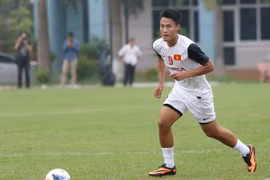 Hoàng Thịnh lập cú đúp, Olympic Việt Nam hạ Bangladesh 4-2