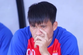 [Photo] Công Vinh dự bị, Anh Đức rực sáng, Bình Dương thắng hủy diệt