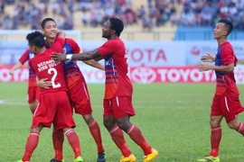 Đè bẹp nhà vô địch Myanmar, Bình Dương xưng vương Mekong Cup 2014 