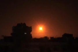 Israel tiến hành cuộc không kích tại địa điểm không xác định ở Syria ngày 6/2/2020. (Ảnh: AFP/TTXVN)