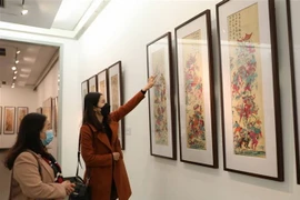 Khách tham quan một triển lãm mỹ thuật. (Ảnh minh họa. Nguồn: TTXVN)