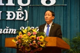 Tân Chủ tịch Ủy ban Nhân dân tỉnh Bình Định Phạm Anh Tuấn phát biểu. (Ảnh: Sỹ Thắng/TTXVN)