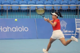 Vận động viên Savanna Lý Nguyễn của đội tuyển Việt Nam thắng 2-1 ở trận đấu đơn thứ nhất. (Ảnh: Thế Duyệt/TTXVN)