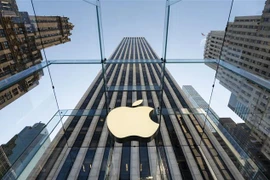 Cửa hàng của hãng Apple ở New York, Mỹ. (Ảnh: AFP/TTXVN)