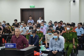 Các bị cáo tại phiên tòa. (Ảnh: Kim Anh/TTXVN)