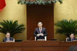 Chủ tịch Quốc hội Vương Đình Huệ phát biểu kết thúc chất vấn nhóm vấn về lĩnh vực ngân hàng, tiền tệ. (Ảnh: Doãn Tấn/TTXVN)