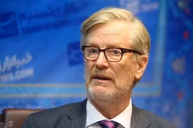 Ông Dan Smith - Giám đốc Viện nghiên cứu hòa bình quốc tế Stockholm (SIPRI). (Nguồn: Tasnimnews)