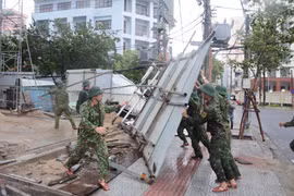 [Photo] Bão số 4-Noru đổ bộ vào miền Trung, gây nhiều thiệt hại