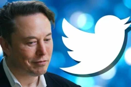 Tỷ phú Elon Musk và biểu tượng Twitter. (Ảnh: Finnews24/TTXVN)