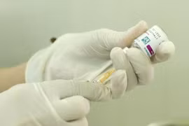 Tiêm vaccine ngừa COVID-19. (Nguồn: TTXVN)