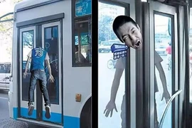Chiếc xe buýt nhắc nhở người đi giữ an toàn. (Nguồn: Boredpanda)