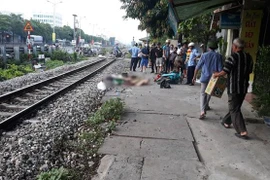 Hà Nội: Tài xế Grab tử vong sau khi va chạm với tàu hỏa