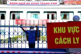 UBND tỉnh Quảng Ngãi đã ban hành lệnh phong tỏa Bệnh viện đa khoa thành phố Quảng Ngãi - nơi bệnh nhân 419 từng đến khám bệnh. ()nh: Lê Ngọc Phước/TTXVN