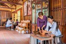 Du lịch làng nghề góp phần phát triển cộng đồng địa phương. (Ảnh minh họa: CTV/Vietnam+)