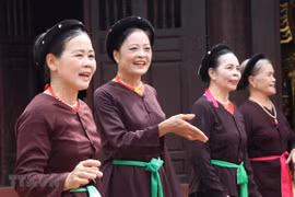 Nghệ thuật hát Trống quân Bùi Xá (Bắc Ninh) là một trong những giá trị văn hóa phi vật thể tạo nên sức hấp dẫn cho điểm đến Việt Nam. (Ảnh: TTXVN)