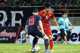 HLV Park Hang-seo lo Công Phượng phong độ kém đi khi liên tục không được thi đấu tại Bỉ. (Ảnh: Nguyên An)