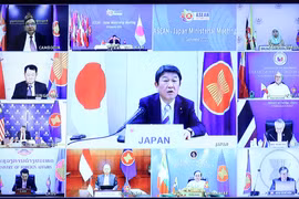 Bộ trưởng Ngoại giao Nhật Bản Toshimitsu Motegi phát biểu tại Hội nghị Bộ trưởng Ngoại giao ASEAN-Nhật Bản. (Ảnh: Lâm Khánh/TTXVN)