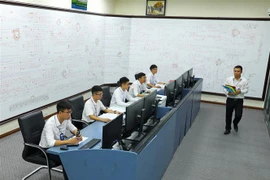 Trung tâm Điều độ lưới điện Thành phố Hà Nội. (Ảnh: Ngọc Hà/TTXVN)