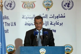 Đặc phái viên Liên hợp quốc tại Yemen Ismail Ould Cheikh Ahmed phát biểu trong cuộc họp báo tại Kuwait ngày 26/4. (Nguồn: AFP/TTXVN)
