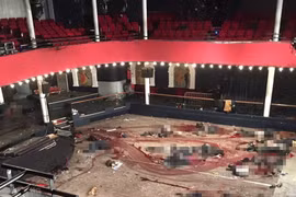 Hiện trường vụ tấn công khủng bố ở nhà hát Bataclan. (Nguồn: mirrorpix)