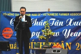 Chủ tịch Cộng đồng người Việt tại Nam Australia Lê Quang Tín phát biểu tại buổi lễ đón Tết Bính Thân. (Ảnh: Khánh Linh-Kim Anh/Vietnam+)