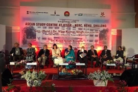 Các đại biểu tham dự Lễ khánh thành Trung tâm Nghiên cứu ASEAN tại Ấn Độ. (Nguồn: Đại sứ quán Việt Nam tại Ấn Độ)