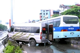 Hiện trường vụ tai nạn. (Ảnh: Văn Đức/TTXVN)