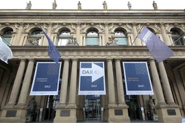 Quang cảnh bên ngoài Sàn giao dịch chứng khoán tại Frankfurt, Đức. (Ảnh: AFP/ TTXVN)