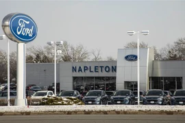 Một cửa hàng của Ford tại Libertyville, Illinois (Mỹ), ngày 6/1/2021. (Ảnh: AFP/TTXVN)