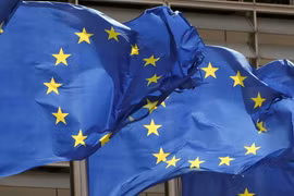 EC ước tính nguồn thu mới ước tính sẽ tạo ra trung bình khoảng 17 tỷ euro hàng năm cho ngân sách EU. (Nguồn: reuters.com)