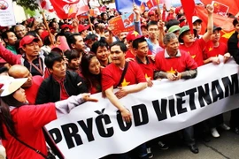 Người Việt tại Séc ra tuyên bố phản đối hành động của Trung Quốc