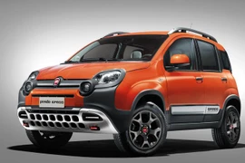 Fiat giới thiệu mẫu Panda Cross mới tại triển lãm Geneva