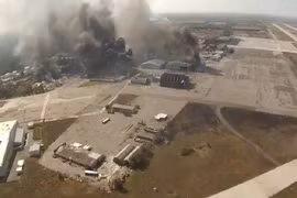 Lực lượng ly khai tuyên bố chiếm được nhà ga sân bay Donetsk