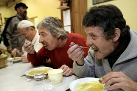 Gần 8% người dân Thụy Sĩ vẫn sống trong cảnh nghèo khổ