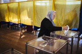 Nga, Trung tuyên bố tôn trọng nguyện vọng của người dân Ukraine