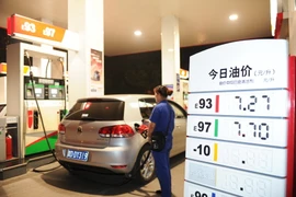 Nhu cầu năng lượng tăng kìm đà đi xuống của giá dầu