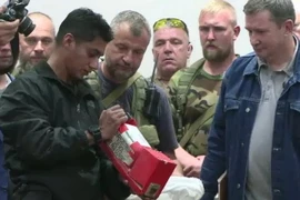 Malaysia sẽ giao hộp đen MH17 cho nhóm điều tra quốc tế 