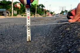 Lùi thời hạn thu phí quốc lộ 18 đoạn đường Uông Bí-Hạ Long