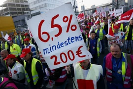 Đức khép lại cuộc tranh luận dai dẳng về việc tăng lương
