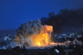 Quân IS mở đợt tấn công dữ dội vào thị trấn vùng biên Kobane