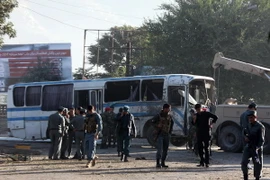 Liên tiếp xảy ra đánh bom nhằm vào xe chở binh sỹ Afghanistan