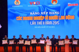 Những doanh nghiệp được tôn vinh tại buổi lễ. (Ảnh: PV/Vietnam+)