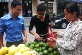 Phụ nữ gặp nhiều rào cản khi tham gia bảo hiểm xã hội tự nguyện