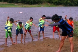 Đuối nước là một trong những nguyên nhân gây tử vong hàng đầu với trẻ em. (Ảnh minh họa: TTXVN)