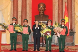 Chủ tịch nước trao quyết định phong hàm bốn Thượng tướng