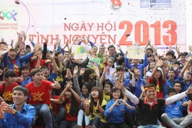 10.000 người tham gia ngày hội tình nguyện Quốc gia 2014
