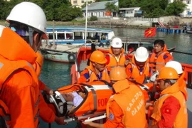 Đà Nẵng: Cứu nạn kịp thời 2 thuyền viên hai tàu cá bị nạn