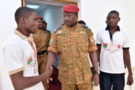 Chính quyền quân sự Burkina Faso đồng ý khôi phục hiến pháp